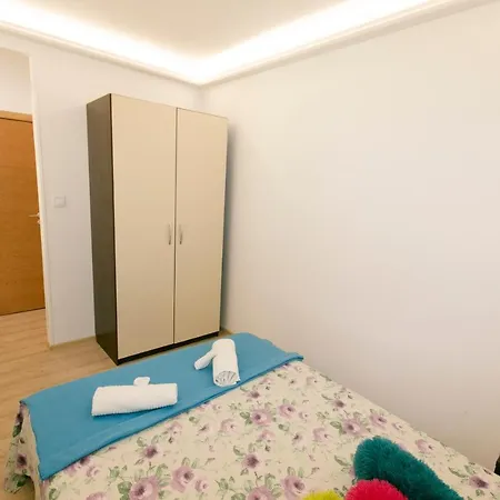 Luxury Apartment-rome In Centar