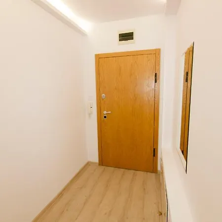 Luxury Apartment-rome In Centar